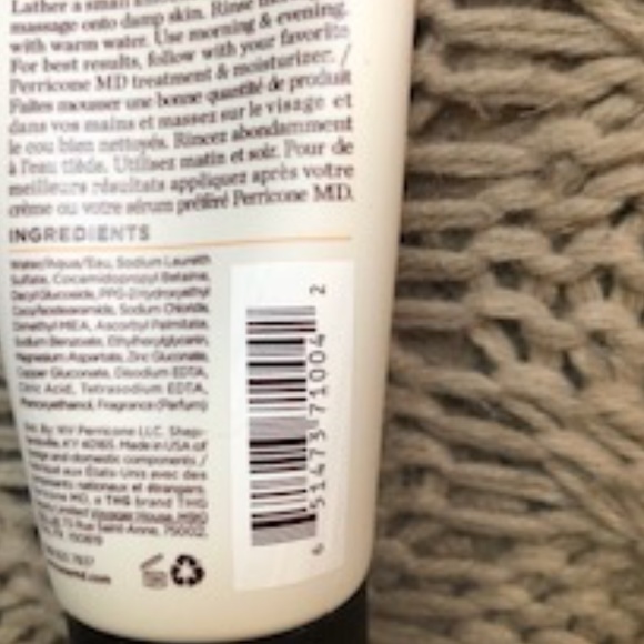 Perricone MD Citrus Brightening Cleanser *NEW - Picture 3 of 4